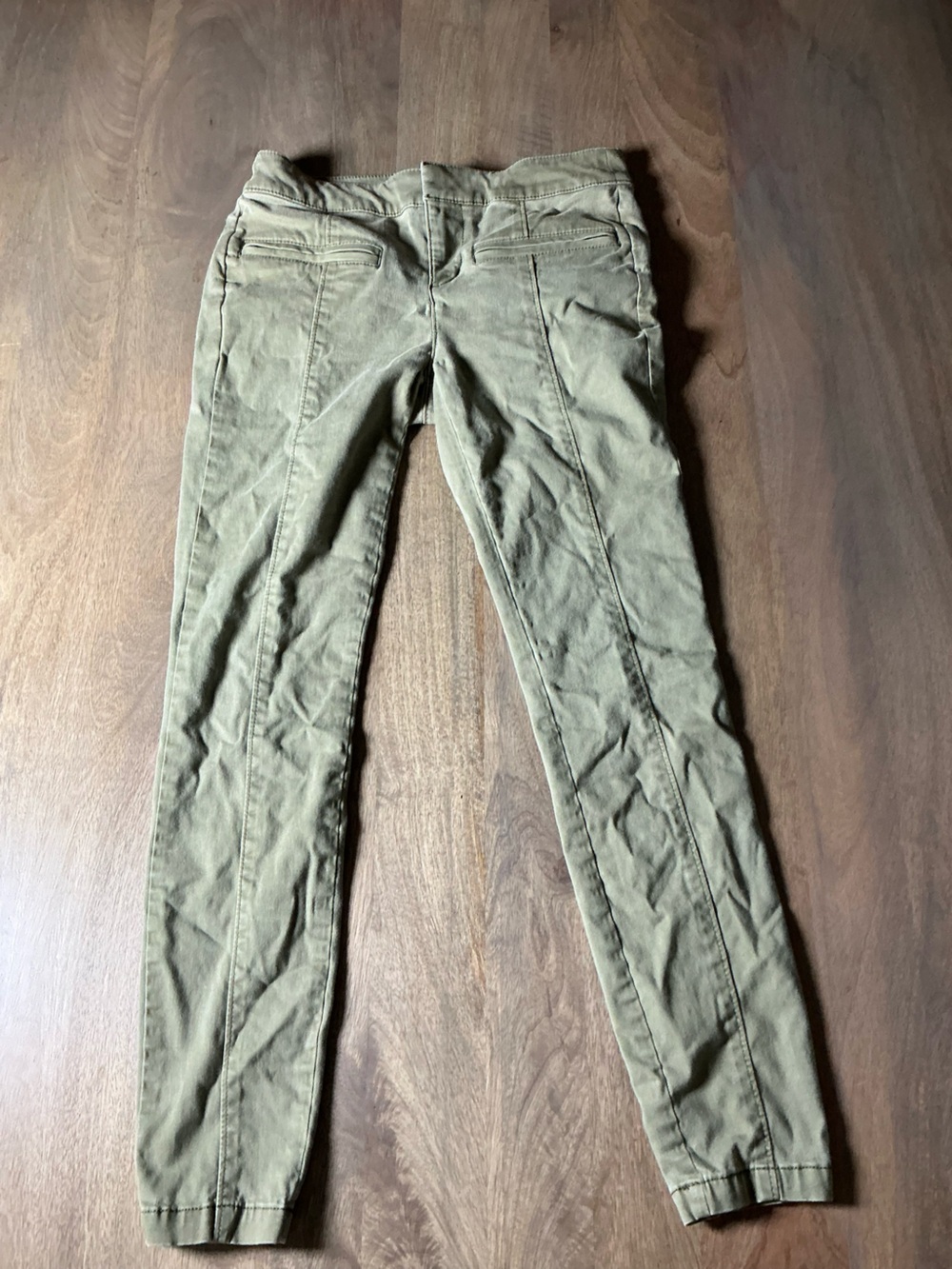 Loft outlet, modern skinny ankle, jeans, olive